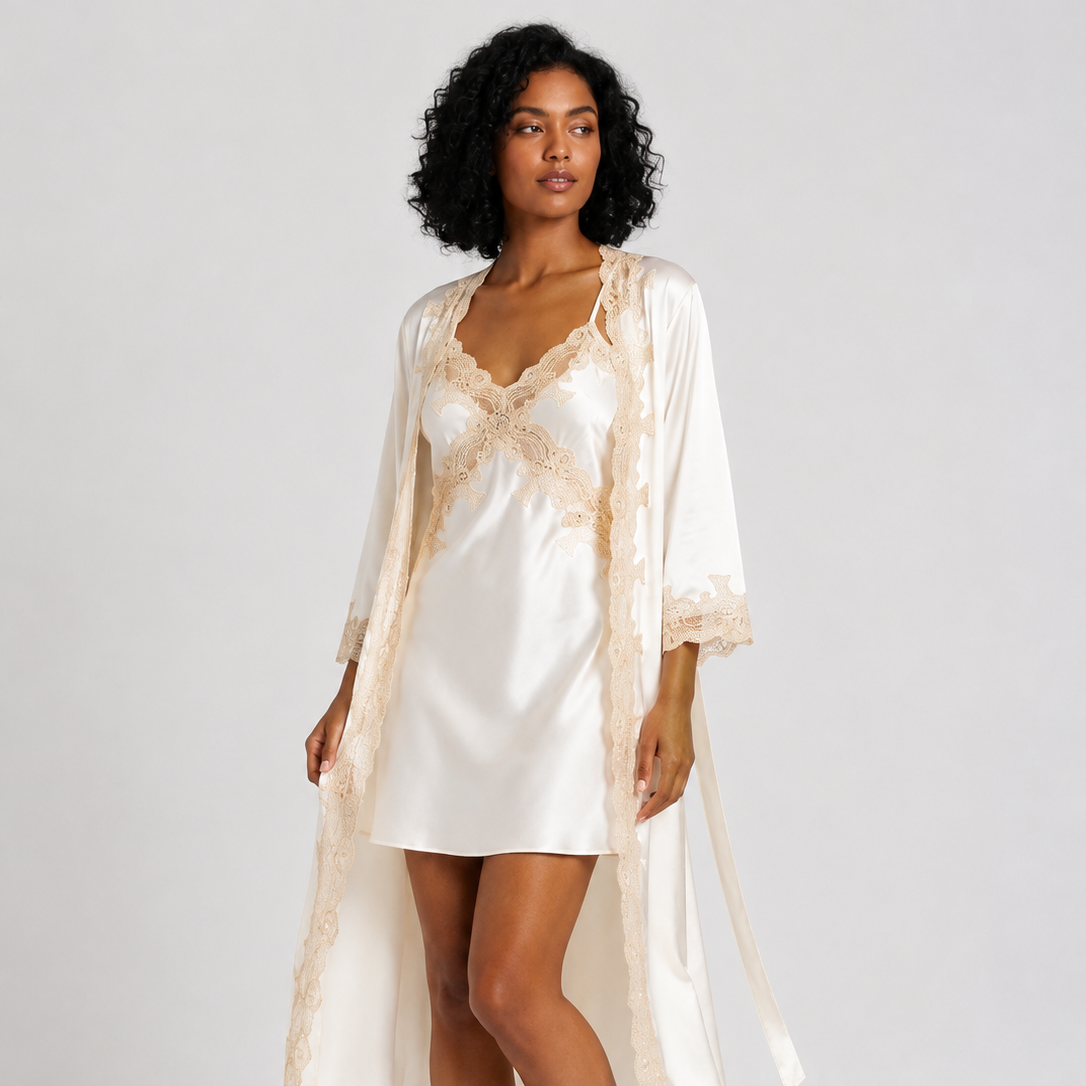Ensemble Kimono et Nuisette en Soie Naturelle avec Dentelle